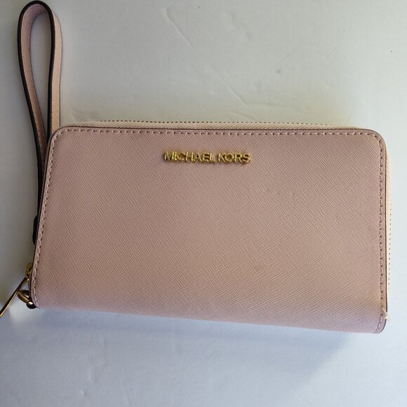Ladies Michael Kors Pink Convertible Wristlet - Picture 1 of 5